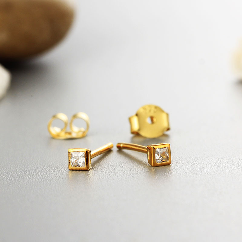 925 Sterling Silver CZ Stones Square Stud Earrings