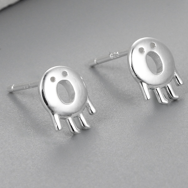 925 Sterling Silver Cute Doll Stud Earrings