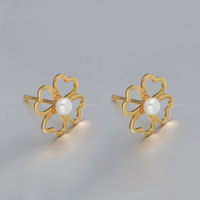 925 Sterling Silver Pearl Lucky Earrings