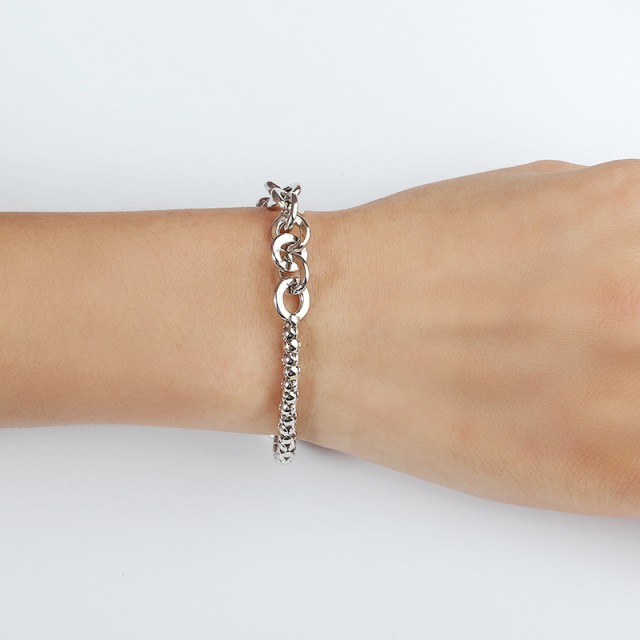 925 Sterling Silver Chain Bracelet With Toggle Clasp