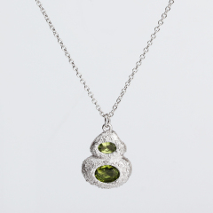 925 Sterling Silver Peridot Hammered Calabash Women Necklace