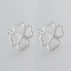 925 Sterling Silver Hollow Clover Stud Earrings