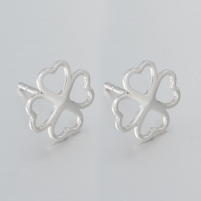 925 Sterling Silver Hollow Clover Stud Earrings