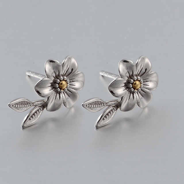925 Sterling Silver Flower Stud Earrings
