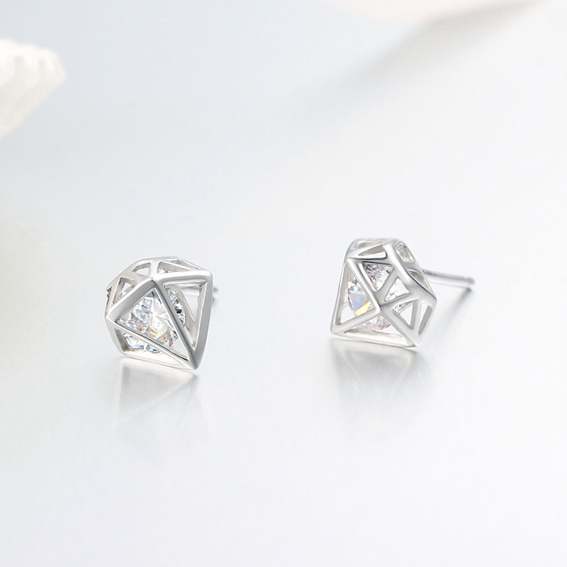 925 Sterling Silver Diamond Shaped Cubic Zirconia Stud Earrings