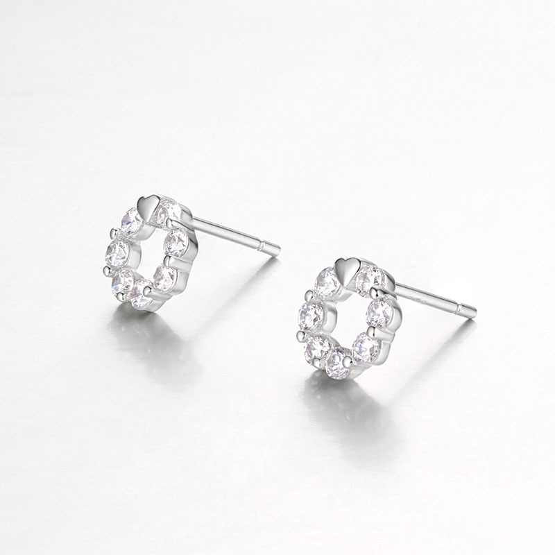925 Sterling Silver Round Heart Stud Earrings