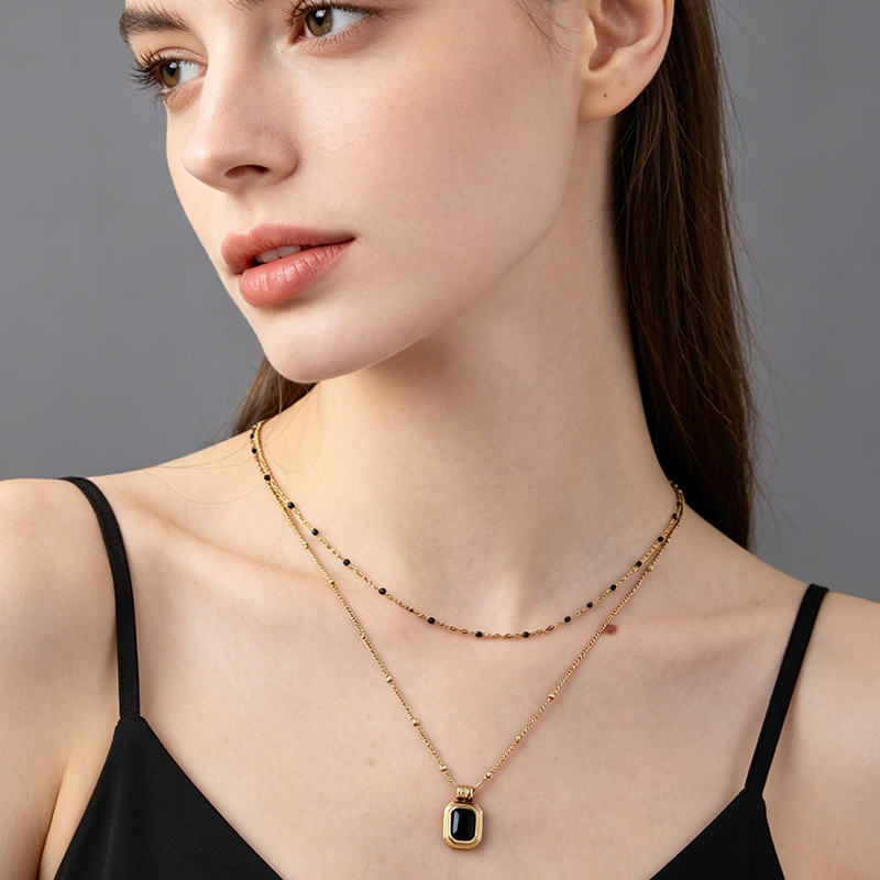 18K Gold PVD Plated Stainless Steel Black Agate Necklace