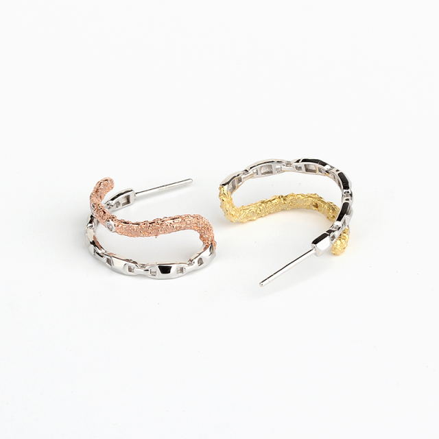 925 Sterling Silver Hammered Stud Earrings
