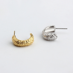 925 Sterling Silver C Shape Hammered Stud Earrings