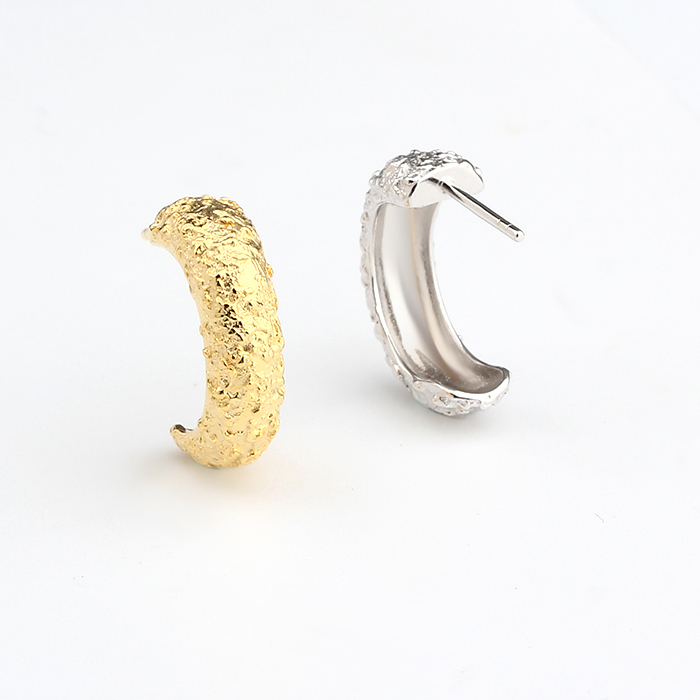 925 Sterling Silver C Shape Hammered Stud Earrings