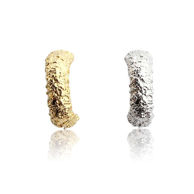 925 Sterling Silver C Shape Hammered Stud Earrings