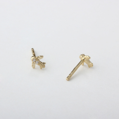 925 Sterling Silver Crocodile CZ Stud Earrings