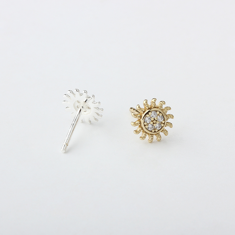 925 Sterling Silver Sun Shape CZ Stud Earrings