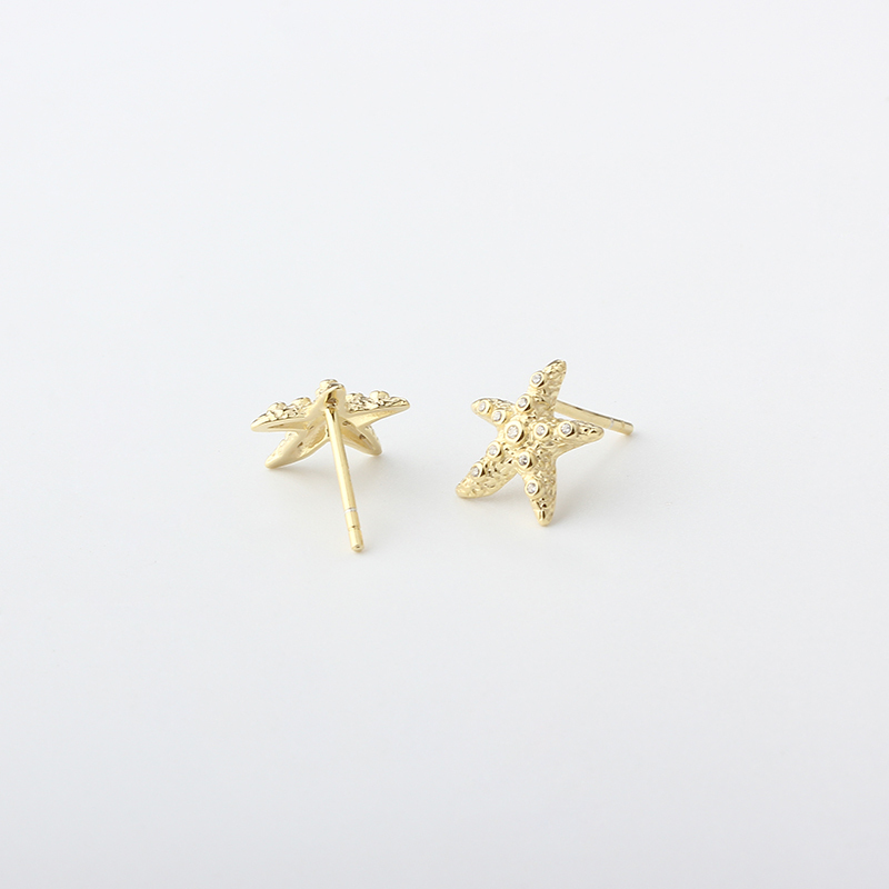 925 Sterling Silver Starfish CZ Stud Earrings