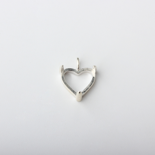 925 Sterling Silver Prong Set Heart Cut Rose Quartz Pendant Chram