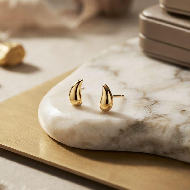 925 Sterling Silver Smooth Curved Horn Stud Earrings