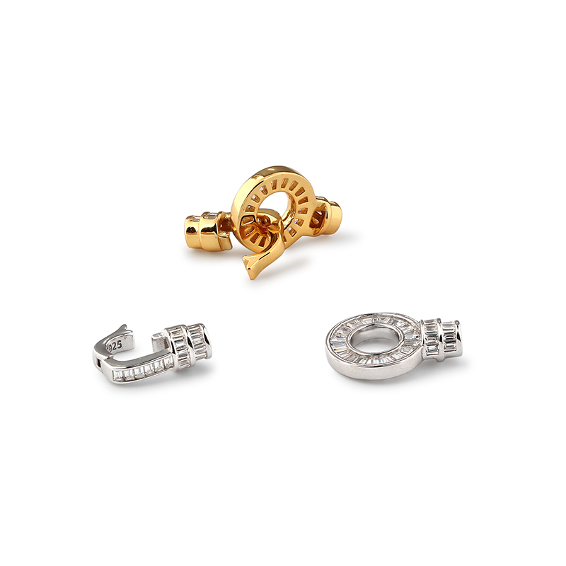 925 Sterling Silver Baguette Zircon Circle Toggle Clasp