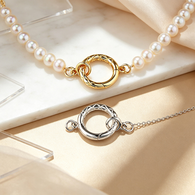925 Sterling Silver Engraved Round Toggle Clasp