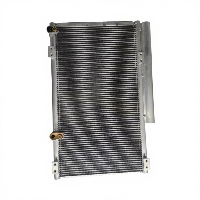 Right-Hand Drive Wave 5 Condenser GYL-367 for Isuzu Giant - Heavy Duty Truck Cooling Accessory