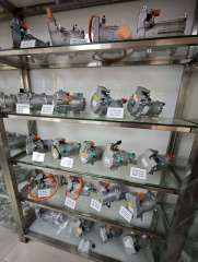 YIXIANG Denso Stralis Wide-Foot 4PK-24V Compressor YX20163-1 504385146 500391499 99488569 for Truck New Condition R-134A Air