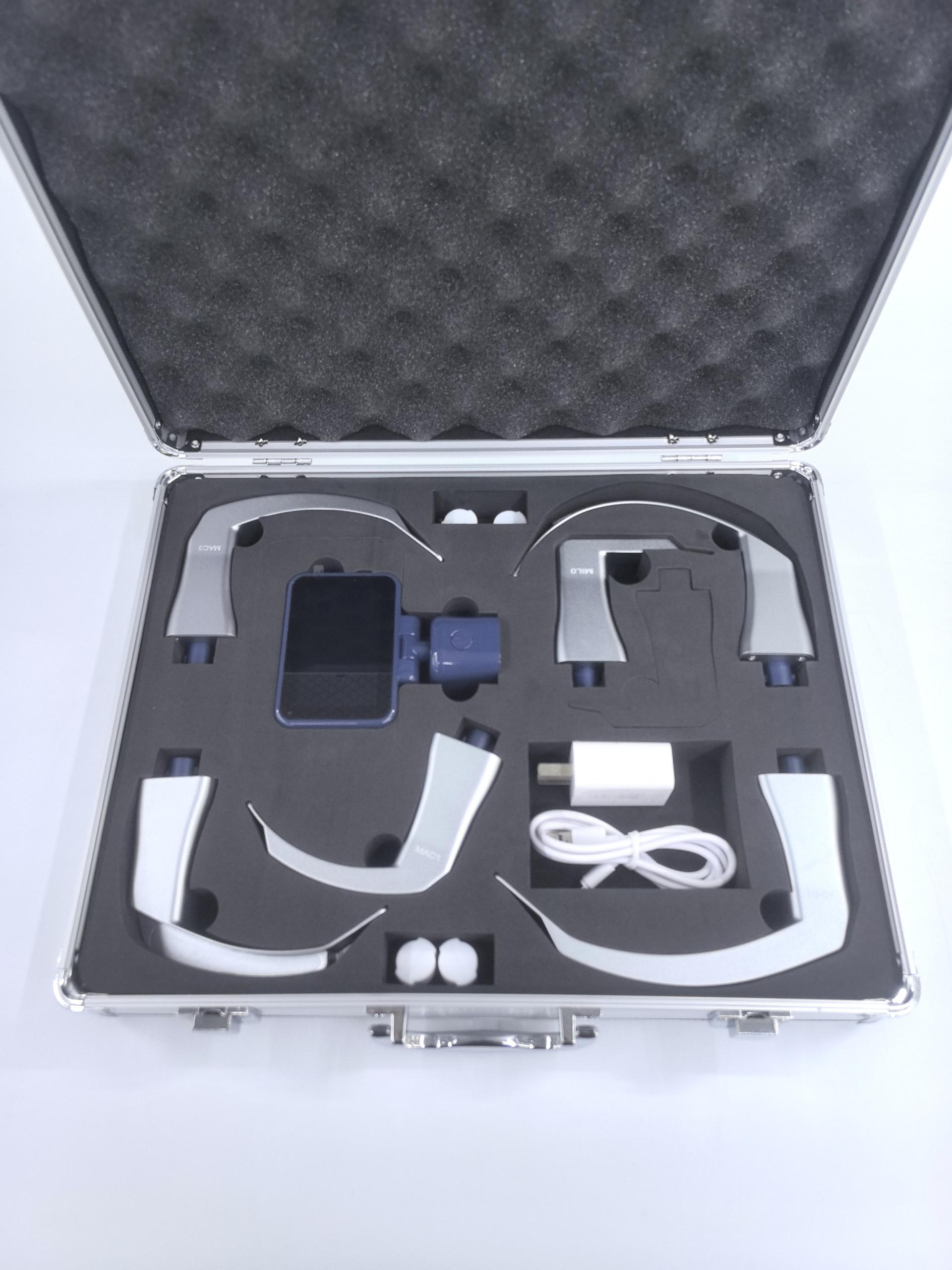 YUVNICE CR-31  3.2Inch Host Display Portable Reusable Electronic Video Laryngoscope CE Certification 1 Year