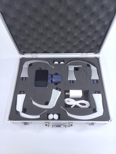 YUVNICE CR-31  3.2Inch Host Display Portable Reusable Electronic Video Laryngoscope CE Certification 1 Year