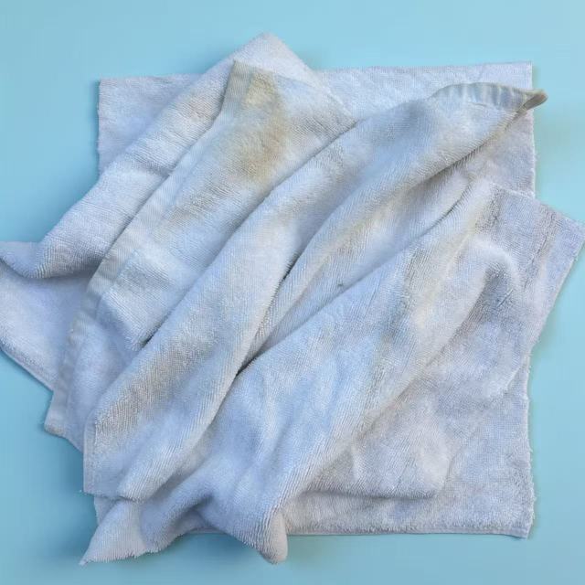 EcoWipePro Grade B white mixed terry toweling rags – economical terry wipers for general maintenance and high-volume use.