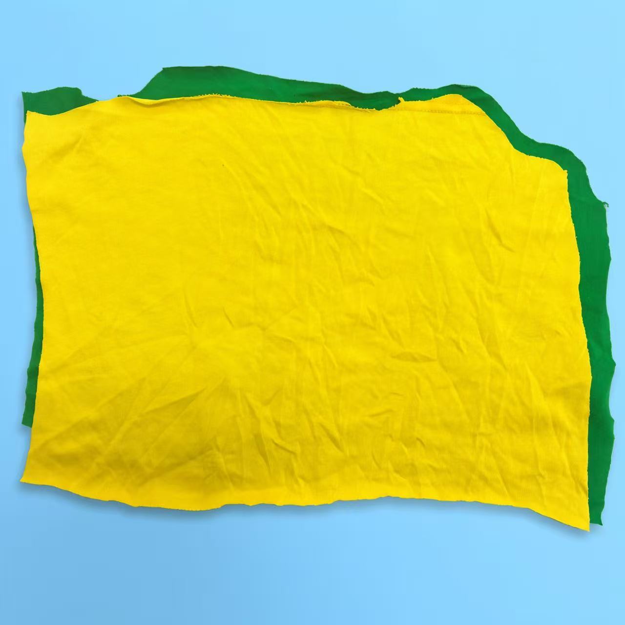 EcoWipePro mill ends new cotton wipers – clean, irregular remnants of 100% virgin cotton from precision cutting, maximum economy for high-volume use.