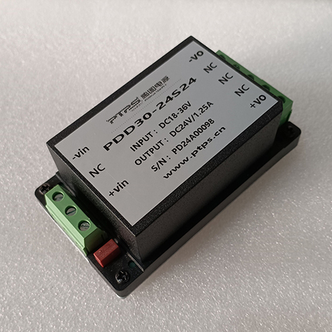 Wide Input Range 100-1200VDC to 24VDC 15W DC-DC Power Supply for Battery Energy Storage