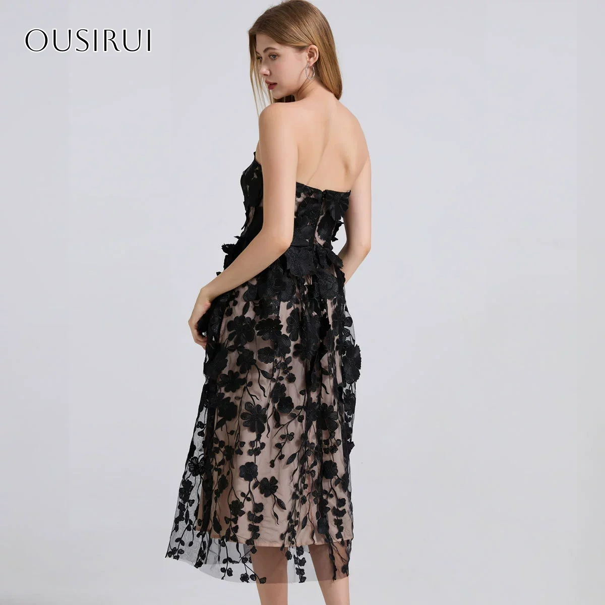 Strapless Black Short Appliques A-line Homecoming Gown Tea Length Sleeveless Ruched Customized платье на выпуск