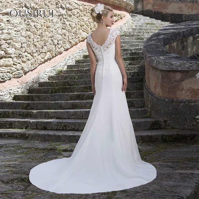 Appliques Sweetheart Wedding Dress Cap Sleeves Buttons Satin Sweep Tarin Pleated Customized Boho Bridal Gowns vestido de noiva