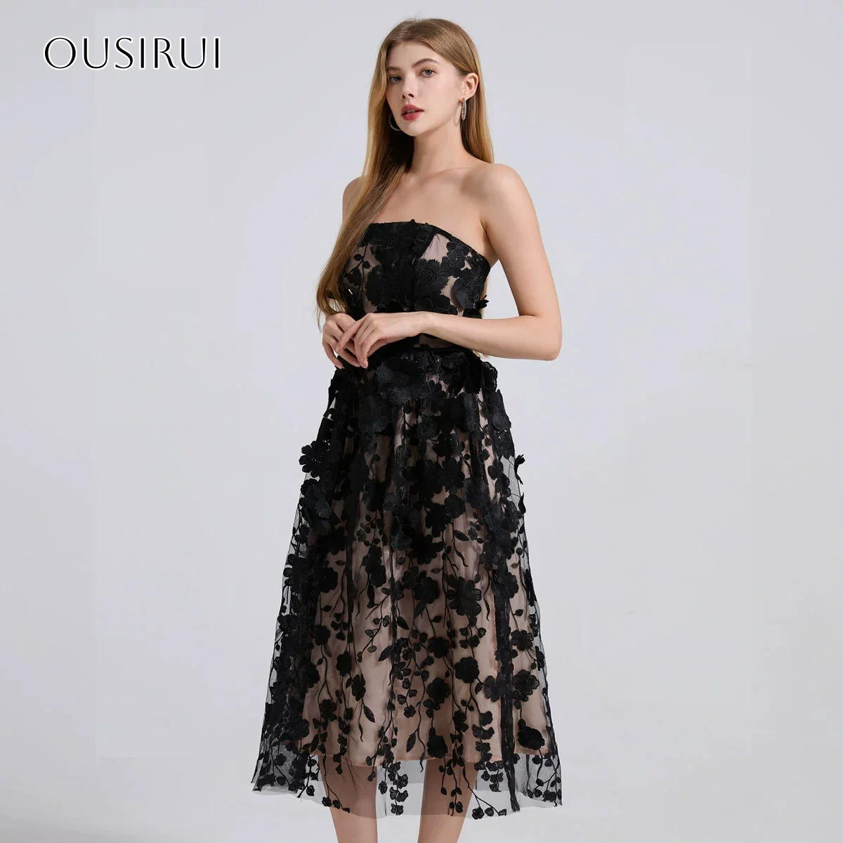 Strapless Black Short Appliques A-line Homecoming Gown Tea Length Sleeveless Ruched Customized платье на выпуск