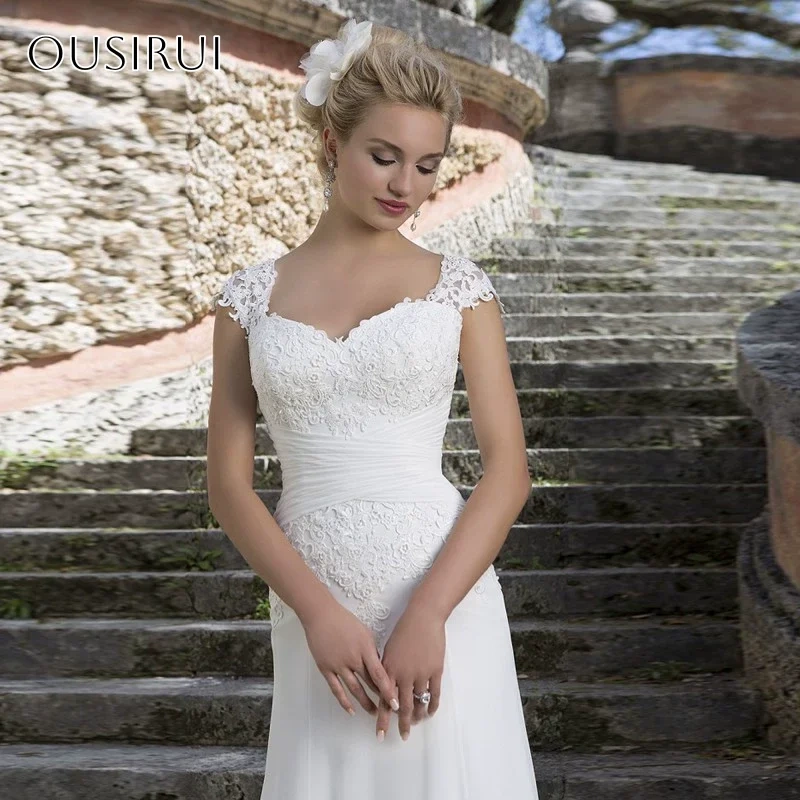 Appliques Sweetheart Wedding Dress Cap Sleeves Buttons Satin Sweep Tarin Pleated Customized Boho Bridal Gowns vestido de noiva
