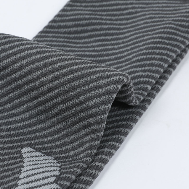 Female spring and autumn new leg socks leisure jacquard alphabet sports socks trend in tube socks wholesale