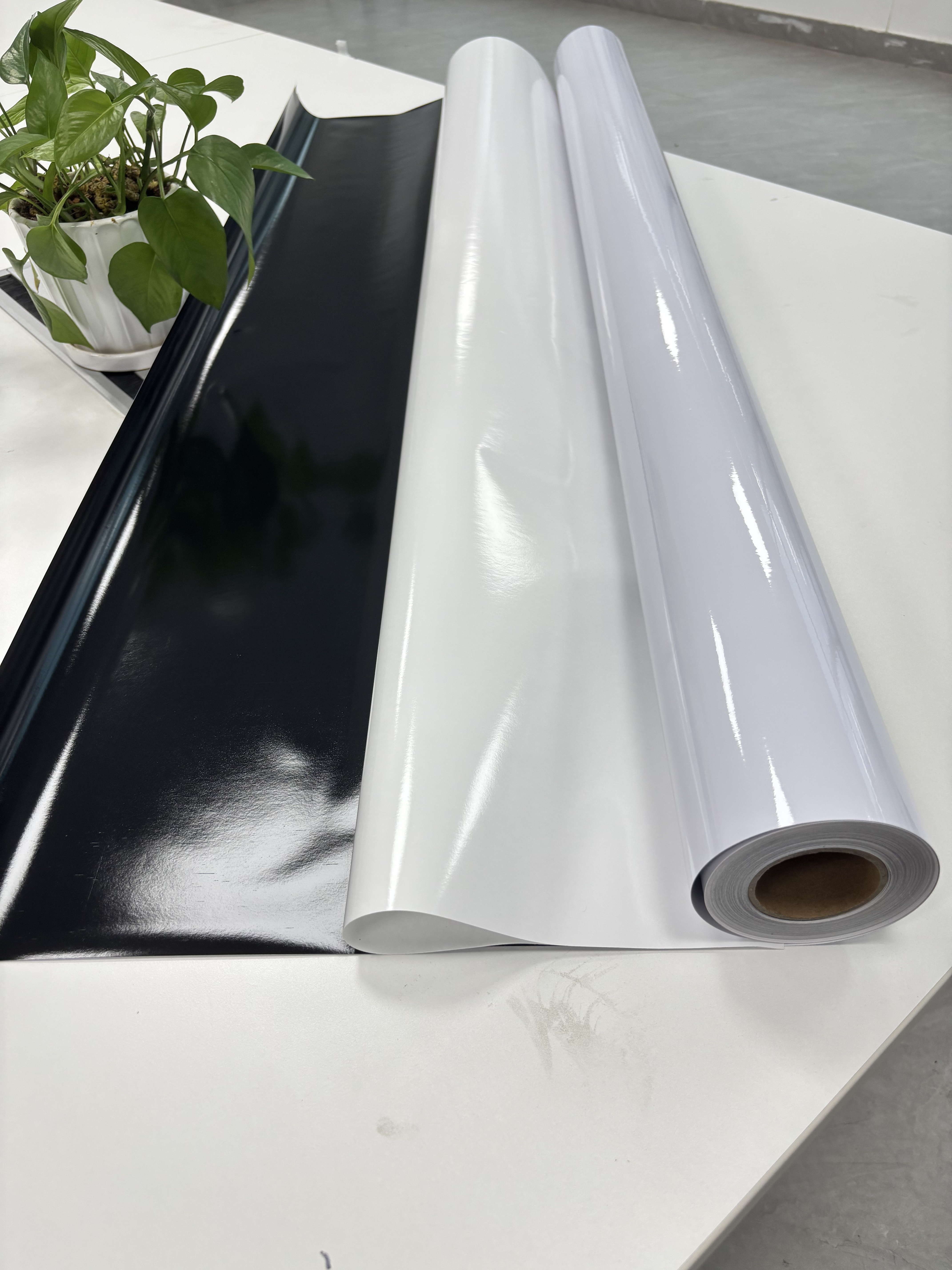 Cheap black vinyl indoor self-adhesive stickers for PVC indoor posters and advertising stickers materials