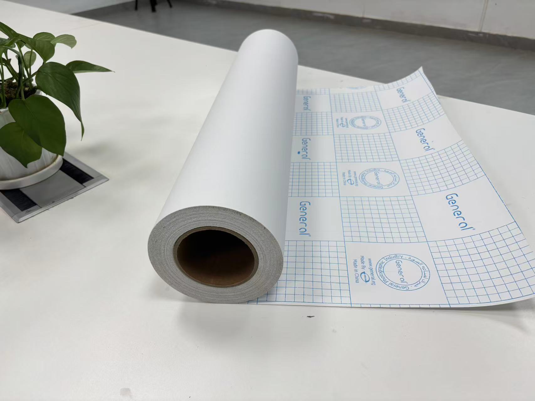 Glossy-Cold-Lamination-silk texture Protecting Pvc Film