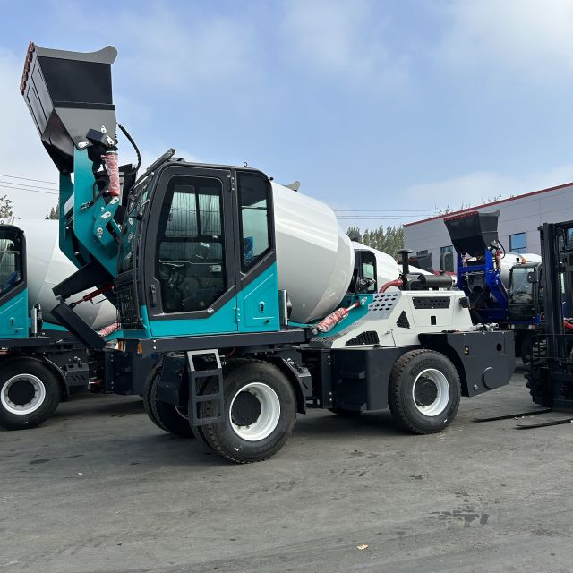 Self Loading Concrete Mixer Truck | Mobile Concrete Mixing Machine for Construction Projects