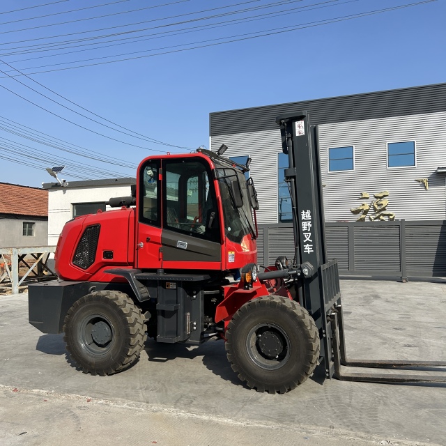 4WD Rough Terrain Forklift 4 Ton All Terrain Off Road Forklift