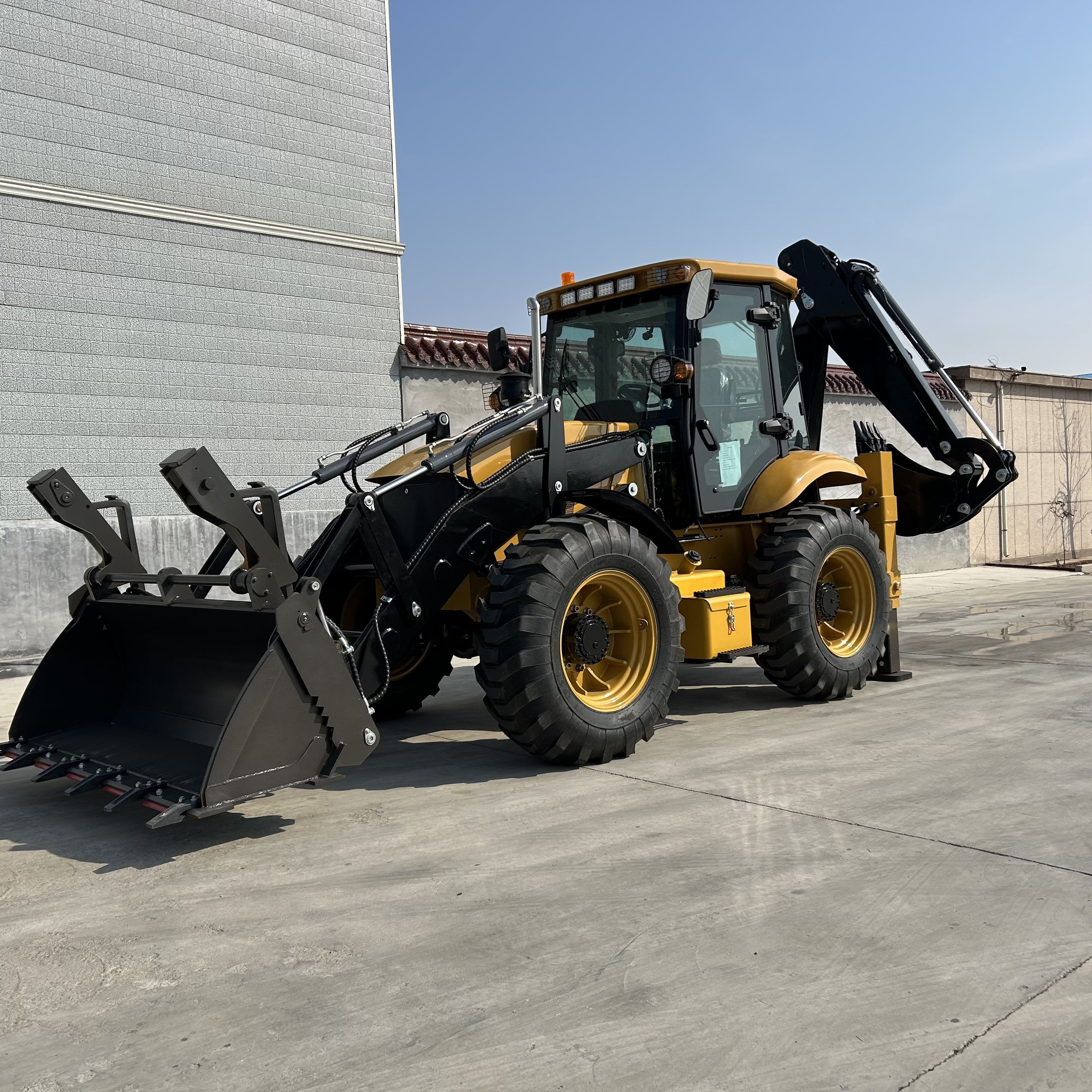 backhoe loader machine - 4x4 construction use