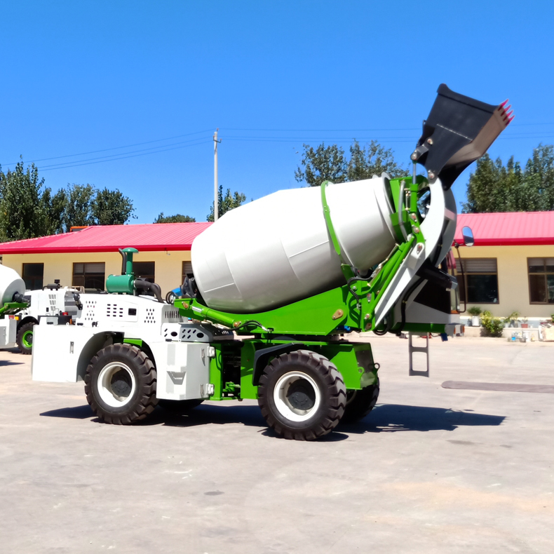 High Efficiency 2.2m³ Flat Mouth Self Loading Concrete Mixer Truck for Construction Projects