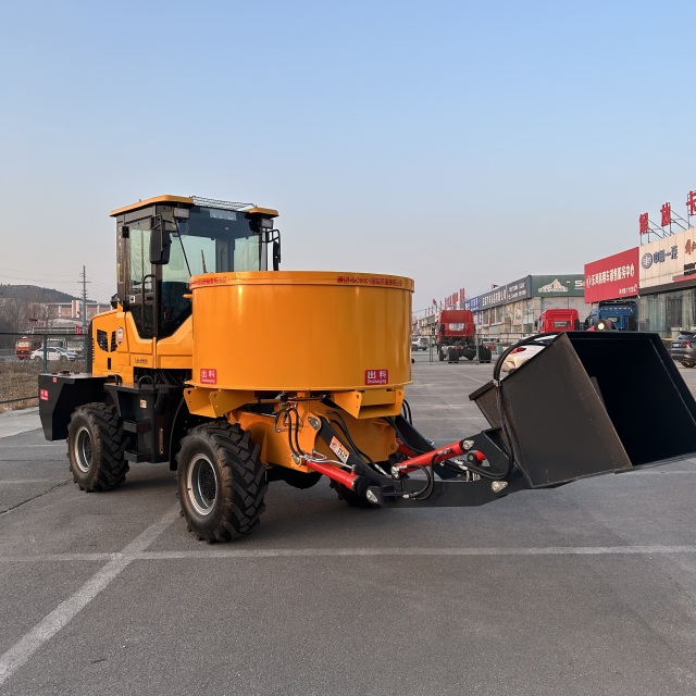 2m³ Self Loading Flat Mouth Concrete Mixer Truck | Small Mobile Concrete Mixer Machine for Construction