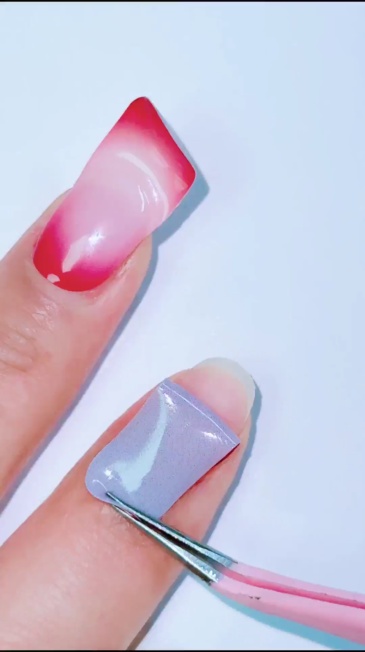 Burgundy Gradient  Gel Nail Strips