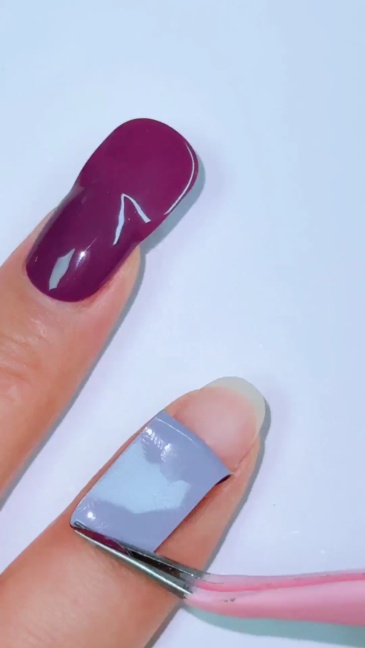 Single Colour Lilac Nail Tips
