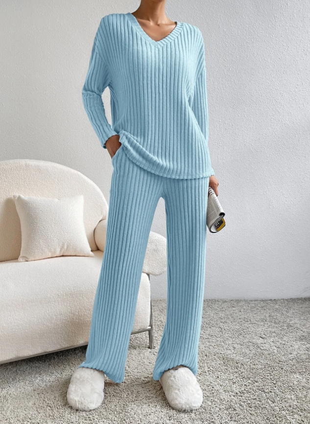 New Autumn European and American Style, Casual & Comfortable Straight-Leg Pants, Elegant Loose V-Neck Ribbed Knit