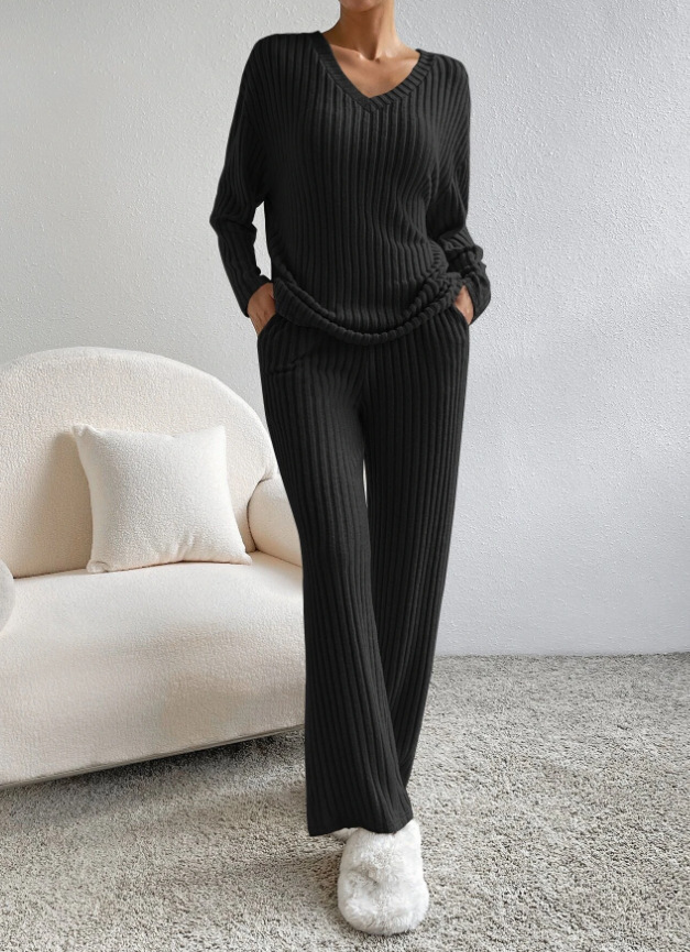 New Autumn European and American Style, Casual & Comfortable Straight-Leg Pants, Elegant Loose V-Neck Ribbed Knit