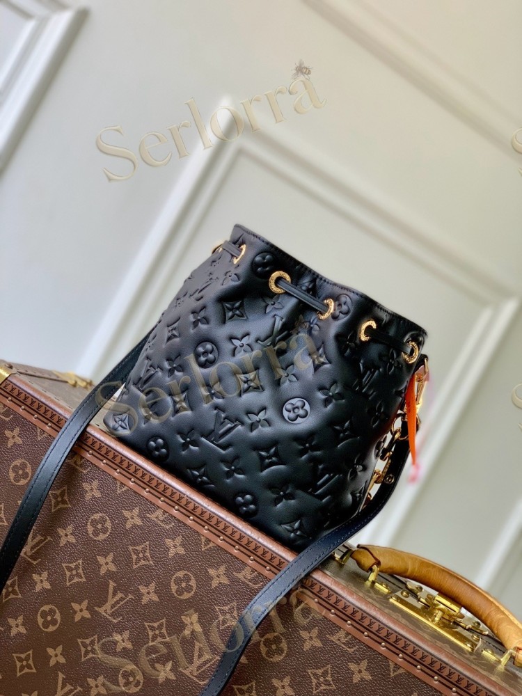 LV Coussin Bucket