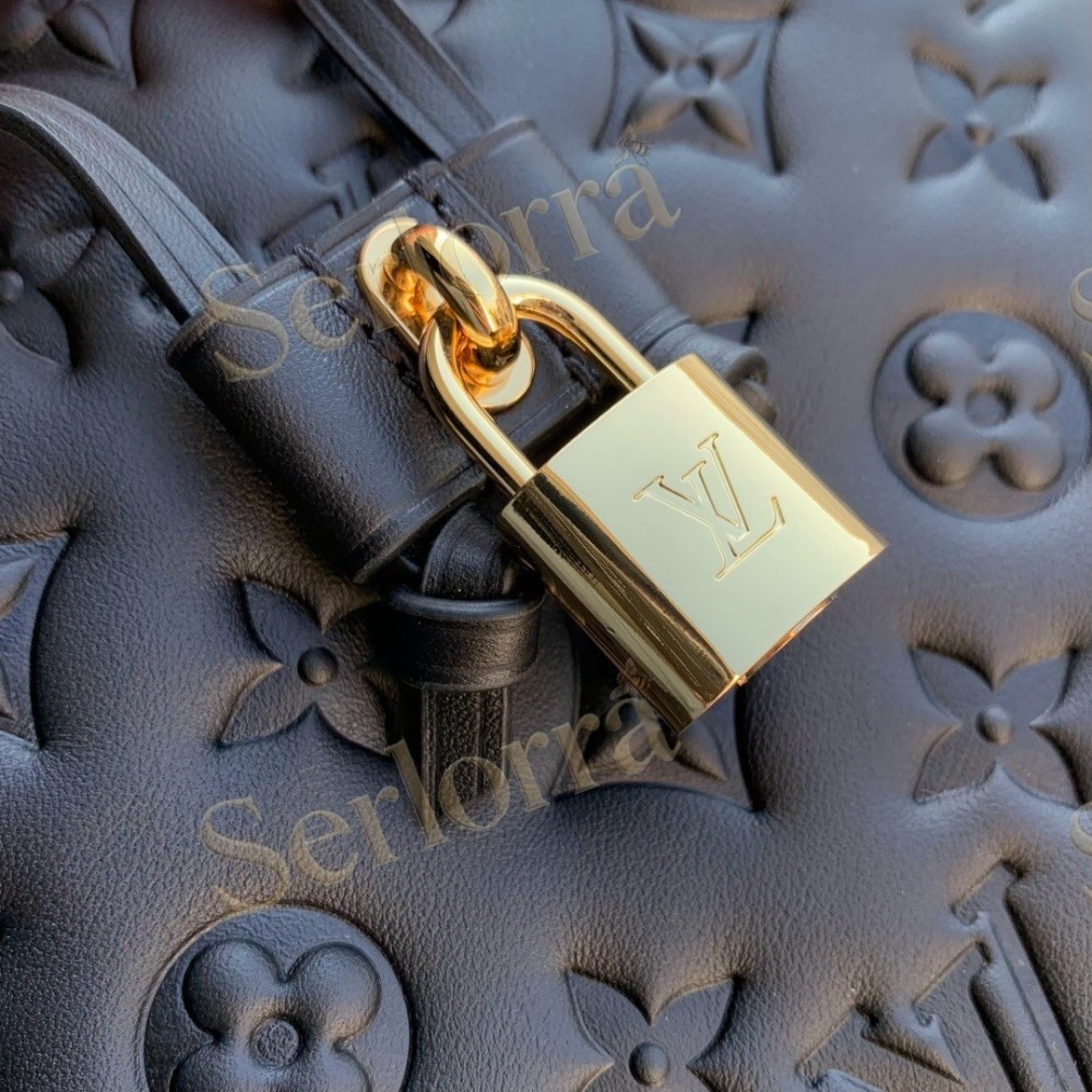 LV Coussin Bucket
