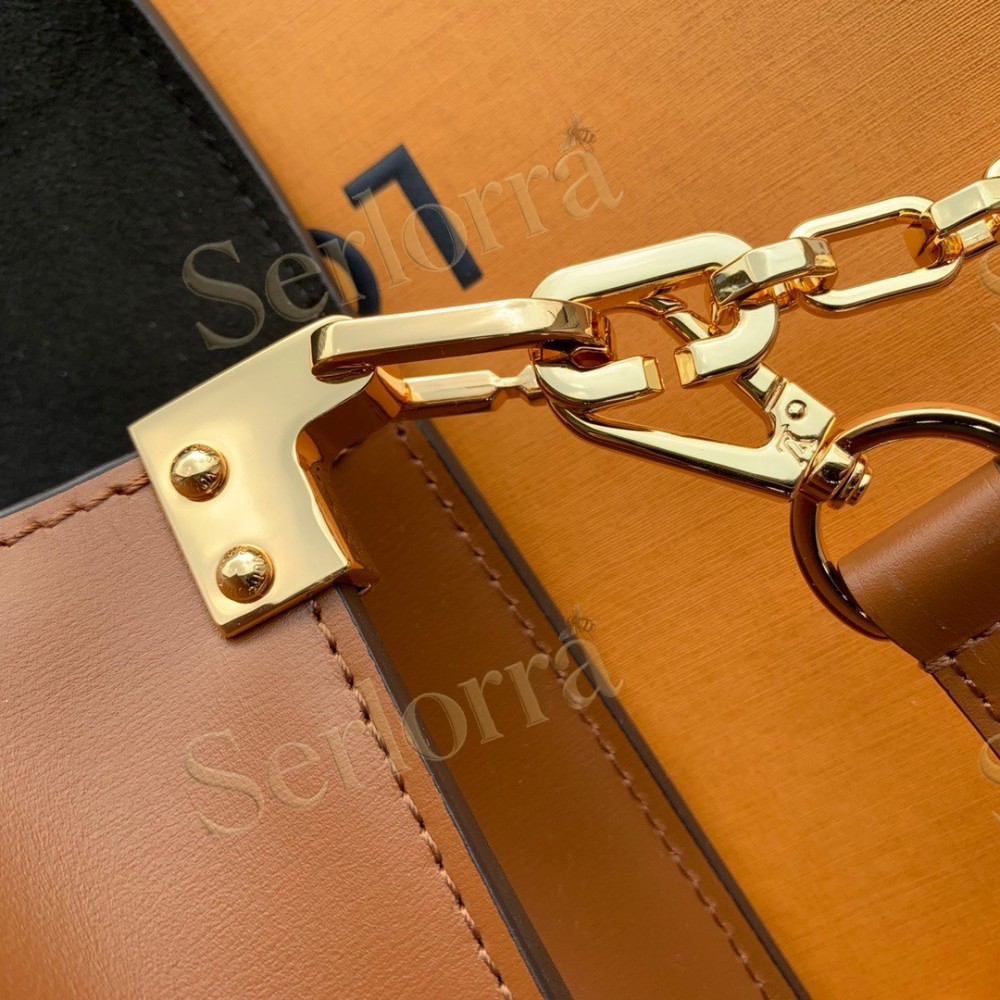 LV Dauphine MM