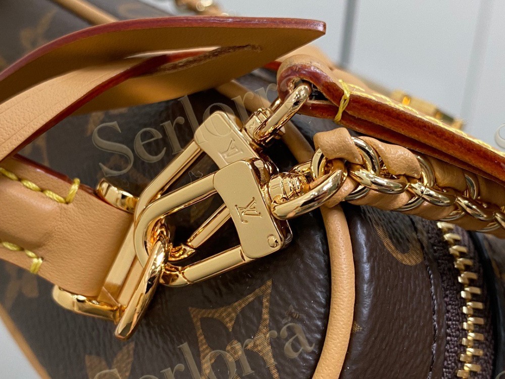 LV Vanity Chain Pouch