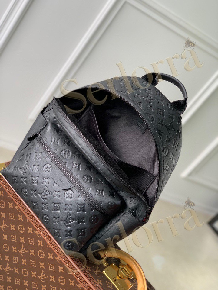LV Discovery Backpack